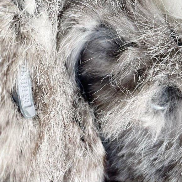 Vintage 80s Rabbit Fur Fox Tail Short Jacket Coat Made in Hong Kong Size Medium - Picture 9 of 15